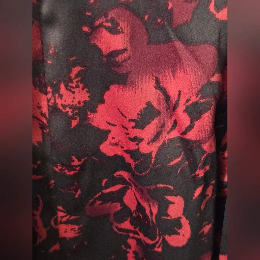 Long Tall Sally Red Floral Pleated Midi Skirt US 14 Silk-Feel Hidden Zip - Picture 8 of 11